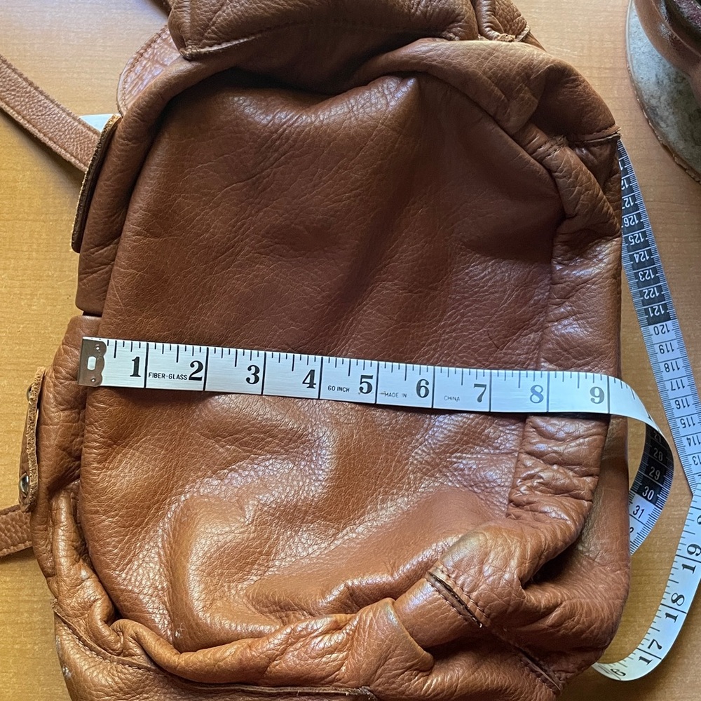 Rare Tylie Malibu Tan Leather Shoulder Bag - Picture 9 of 9
